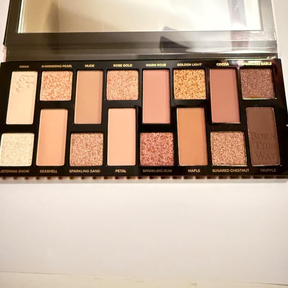 Too Faced Born This Way The Natural Nudes Eyeshadow Palette - Picture 2 of 4